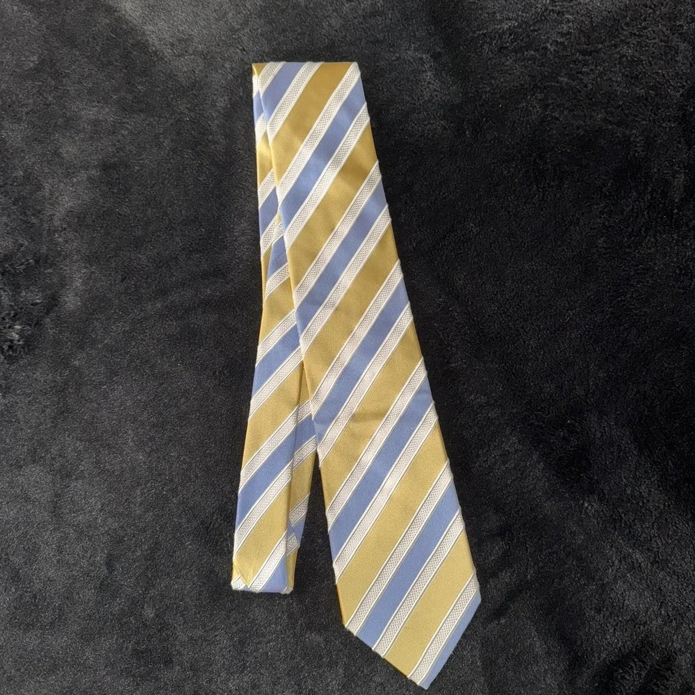 DONALD J TRUMP Signature Collection Neck Tie Mens Silk Plaid Yellow‎ Blue Stripe